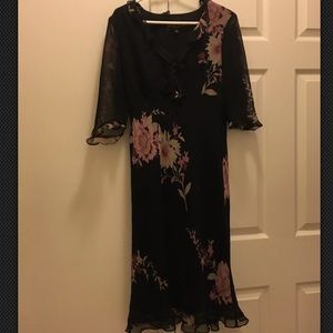 Donna Ricco Sz 8 dress